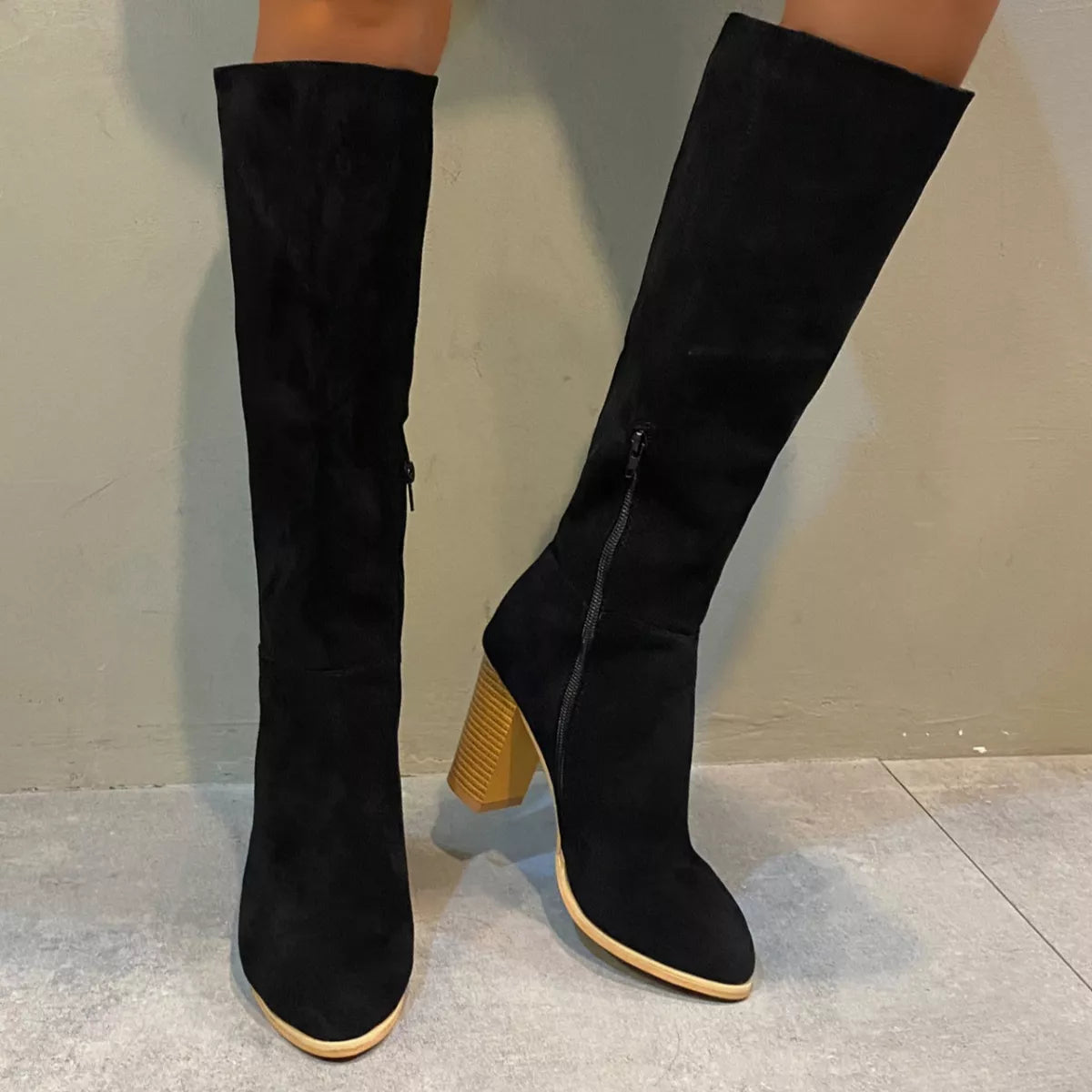 Point Toe Block Heels Boots - Black