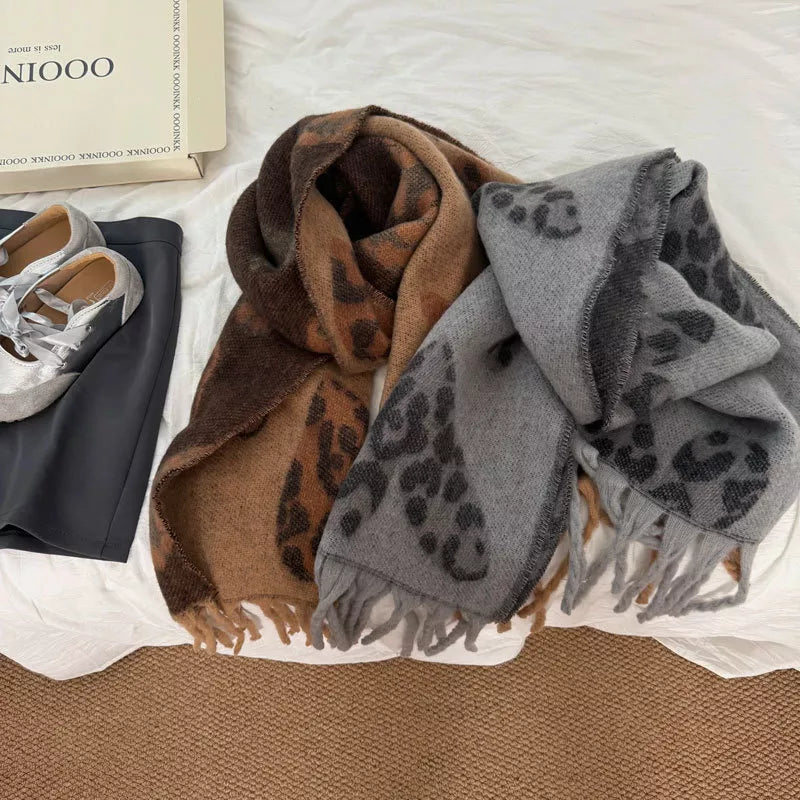 Leopard Heart Warm Scarf -