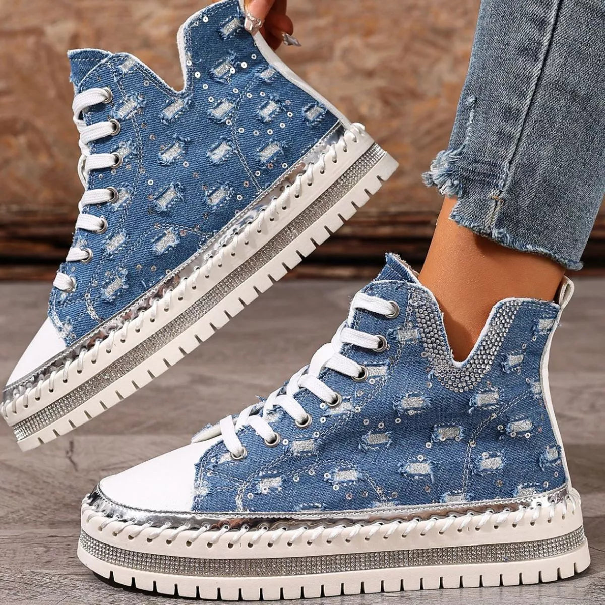 Lace Up Platform Sneakers -