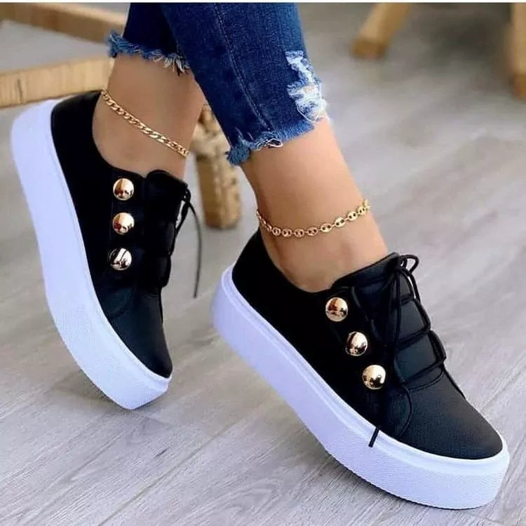 Round Toe Platform Sneakers - Black