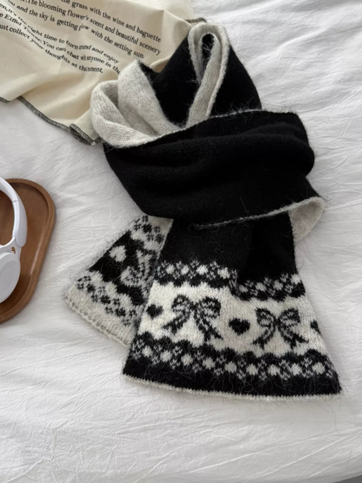 Warm Knitted Bowknot Scarf - Black One Size