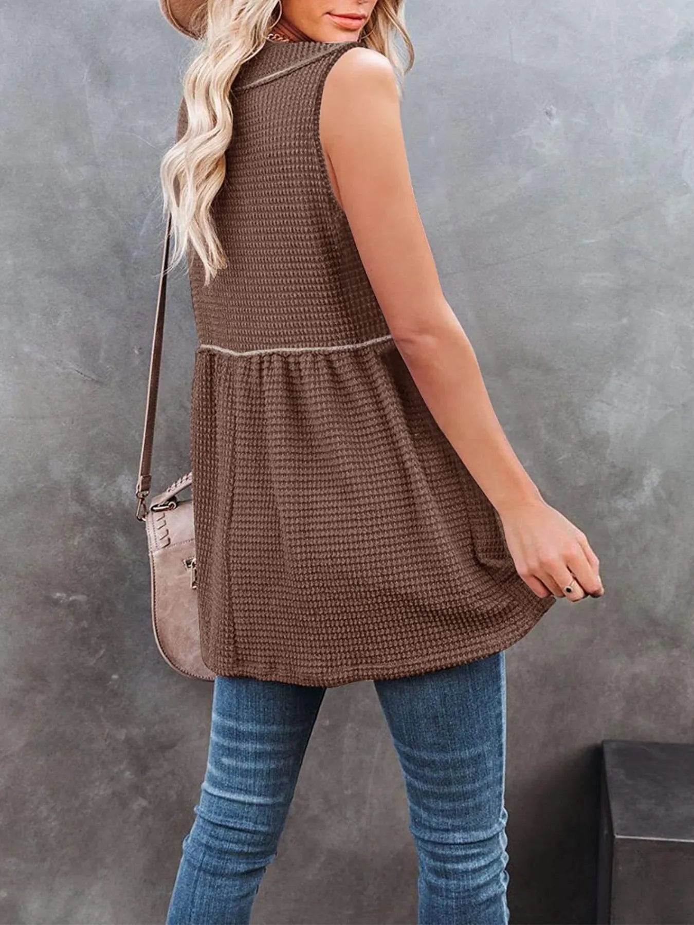 V-Neck Contrast Trim Waffle Knit Tank Top - Khaki