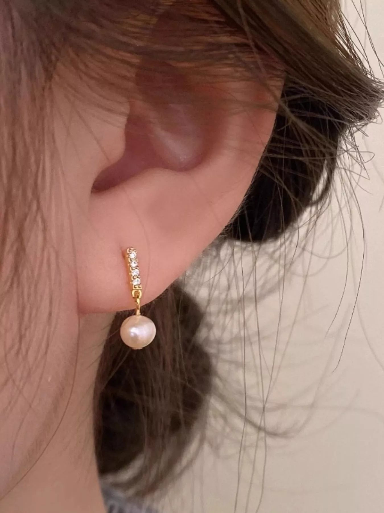 Pearl Drop Earrings -
