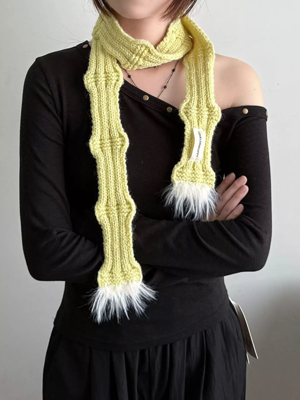 Knitted Plush Trim Scarf -