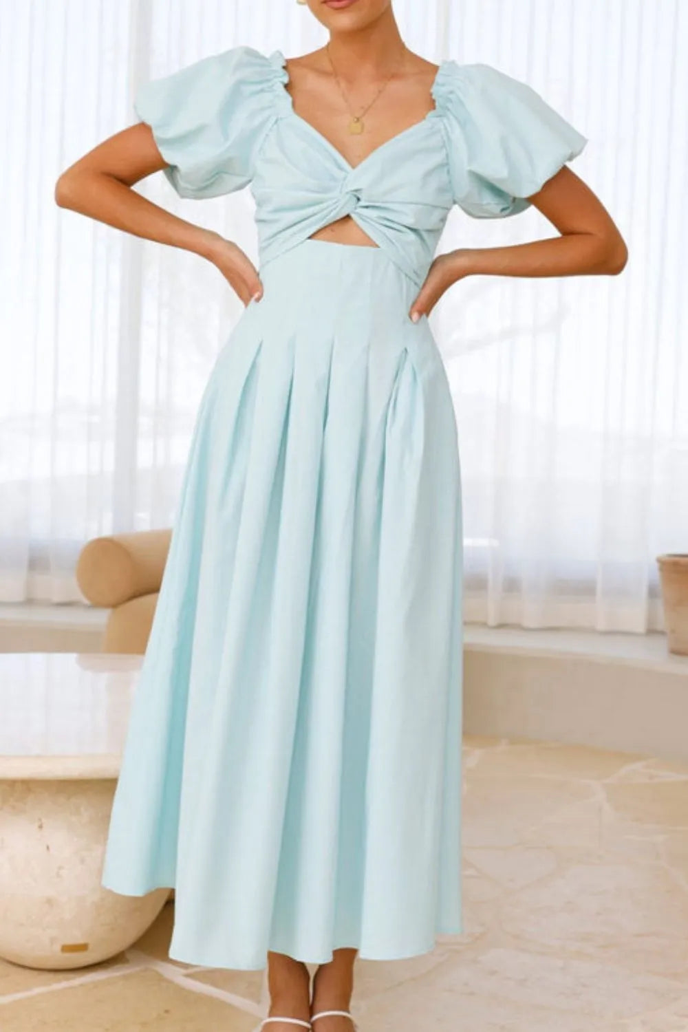 Sweetheart Neck Puff Sleeve Dress -