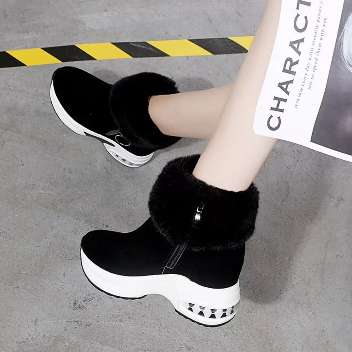 Fuzzy Side Zipper Platform Ankle Boots -