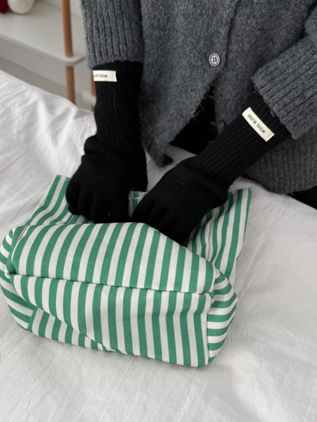 Warm Knitted Gloves - Black One Size