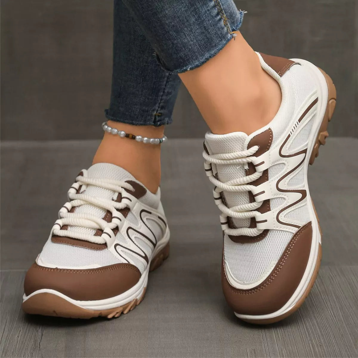 Lightweight Lace Up Athletic -