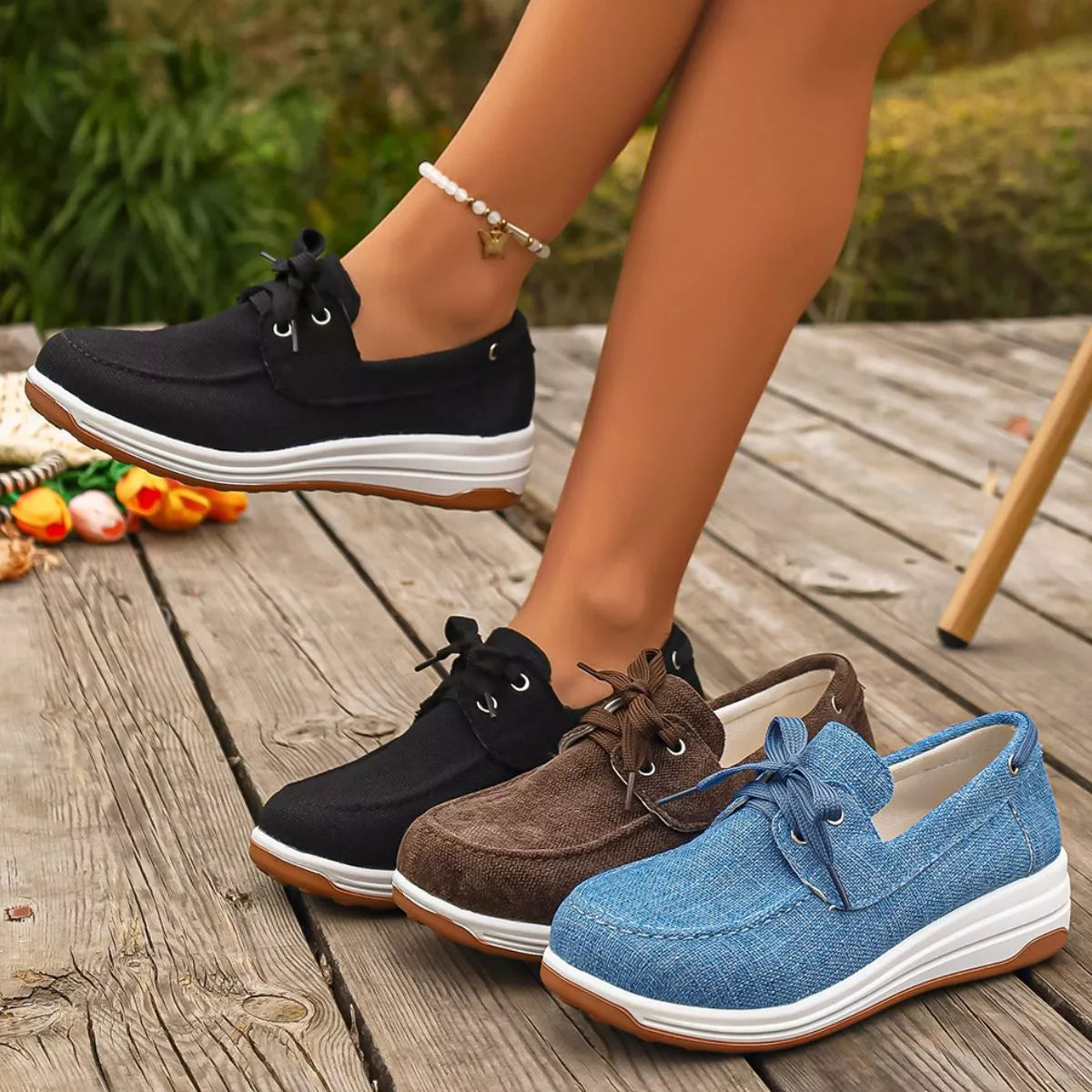 Lace Up Round Toe Sneakers - Black