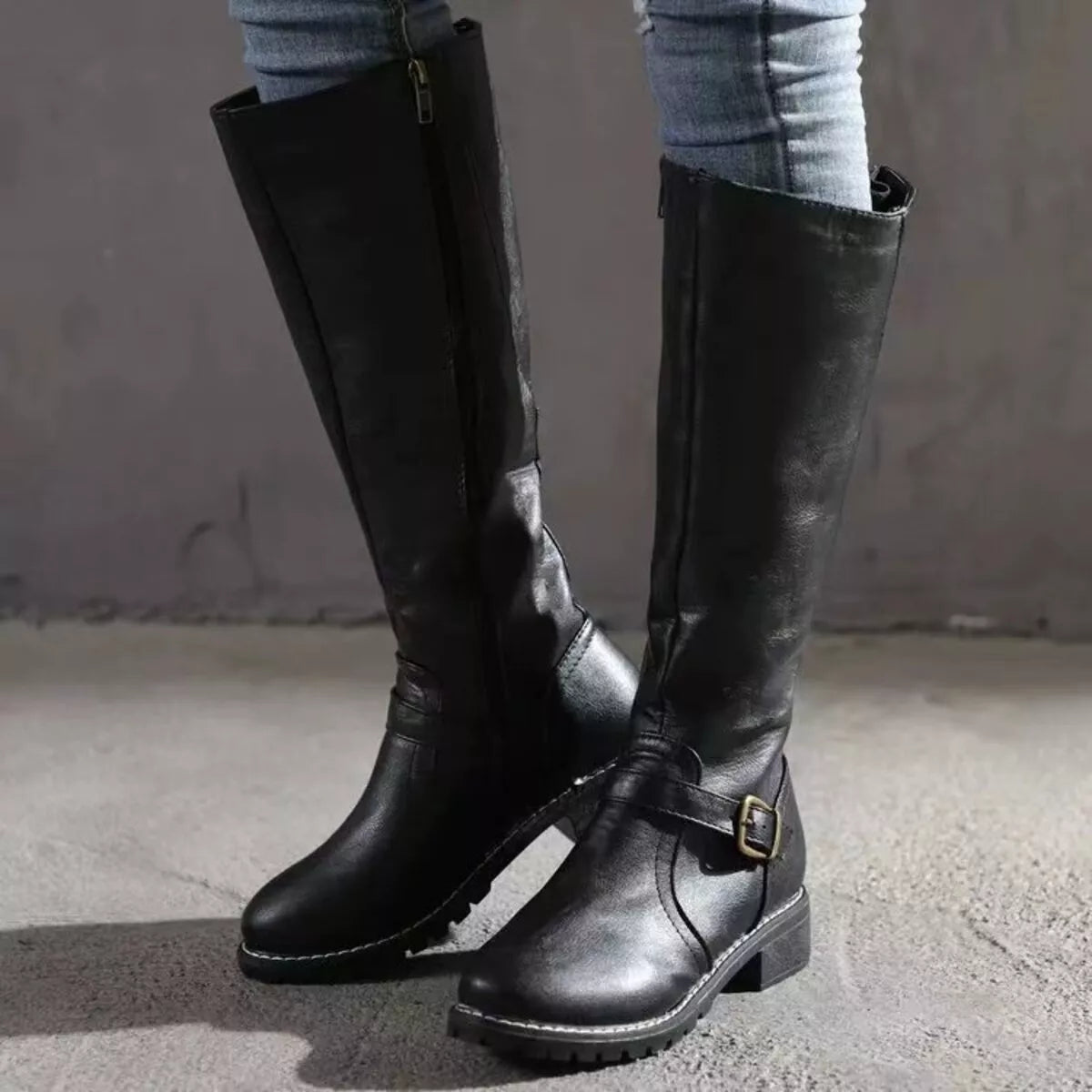 Round Toe Block Heels Boots -