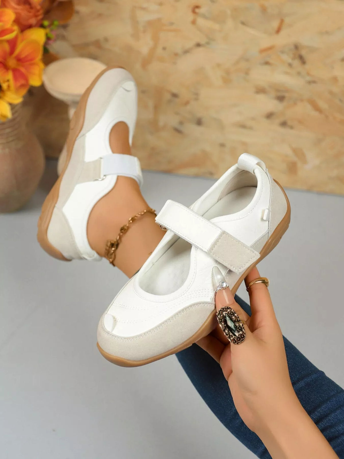 Round Toe Flats Velcro Strap Loafers -