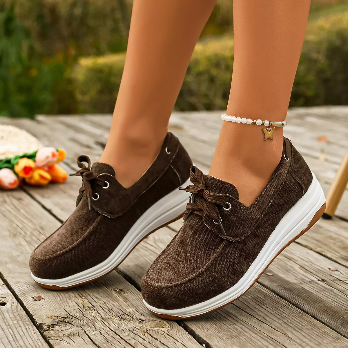Lace Up Round Toe Sneakers -