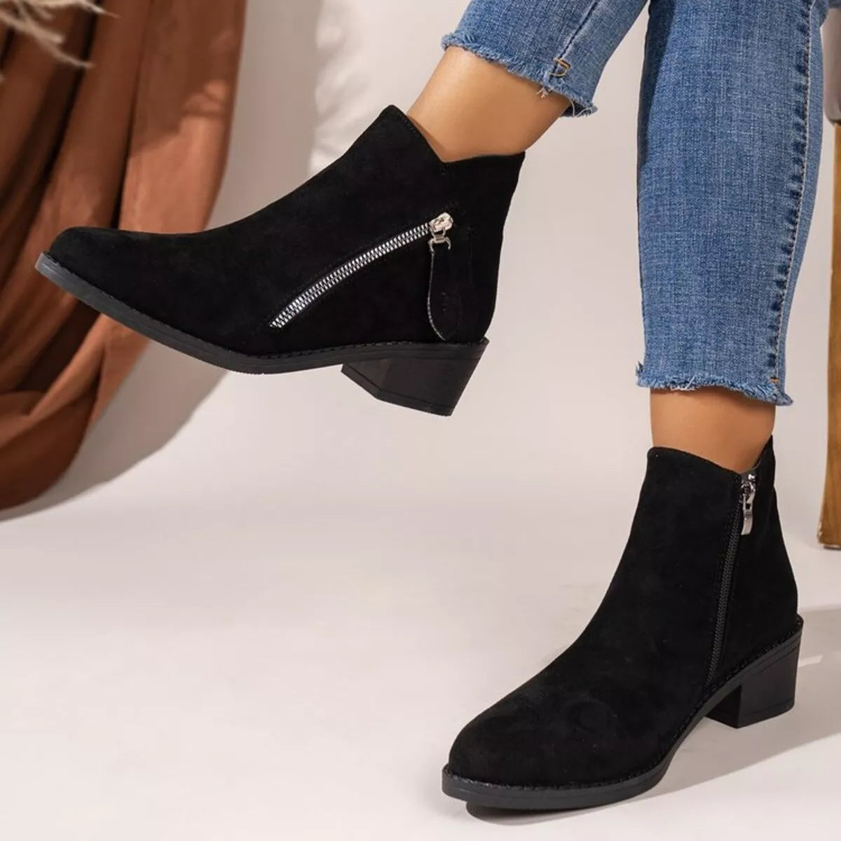 Point Toe Block Heels Boots - Black