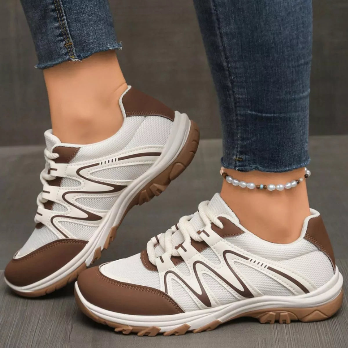 Lightweight Lace Up Athletic -