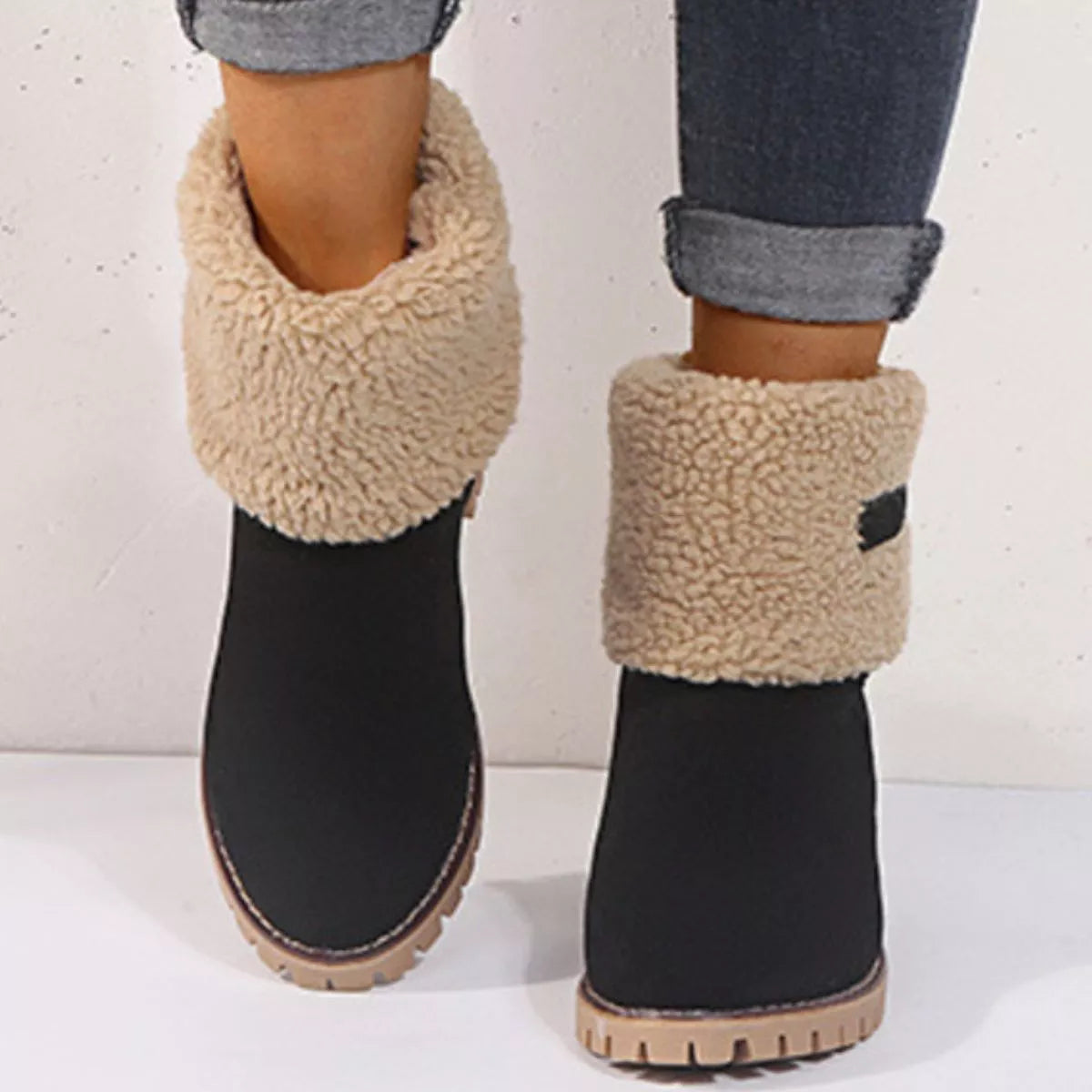 Round Toe Block Heels Boots - Black