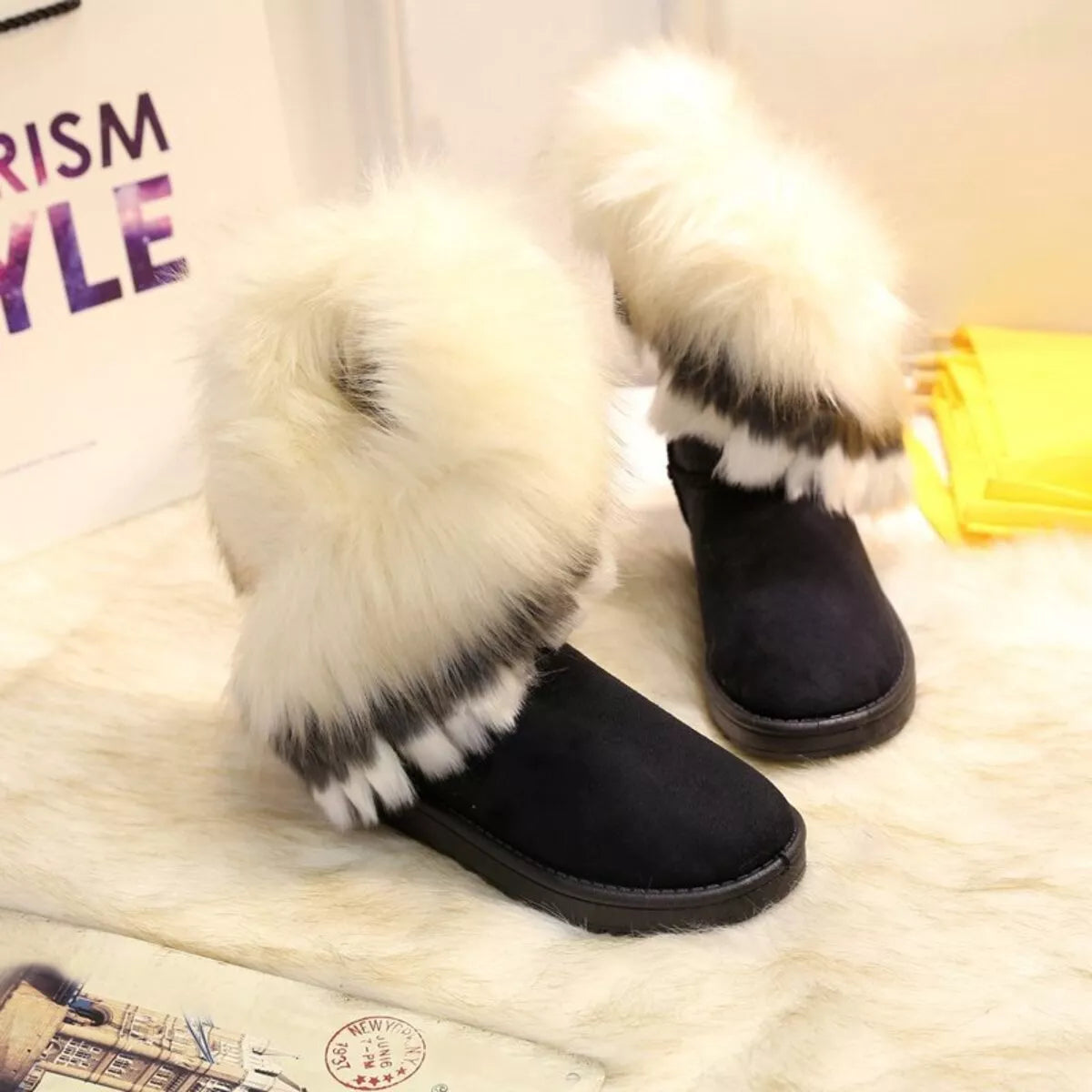 Fluffy Fur Cuff Round Toe Boots - Black