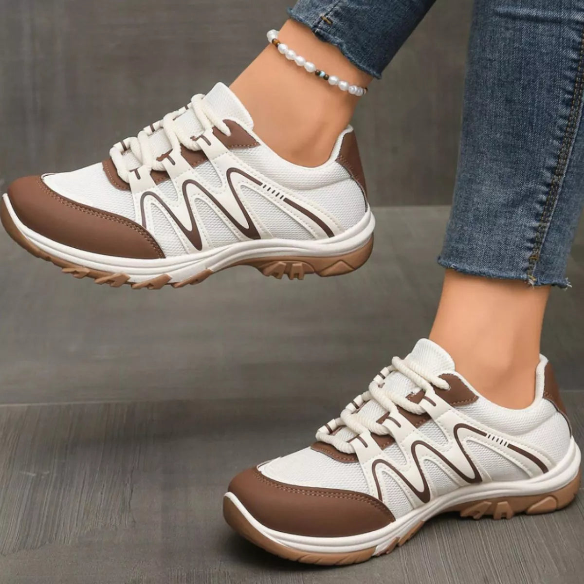 Lightweight Lace Up Athletic -