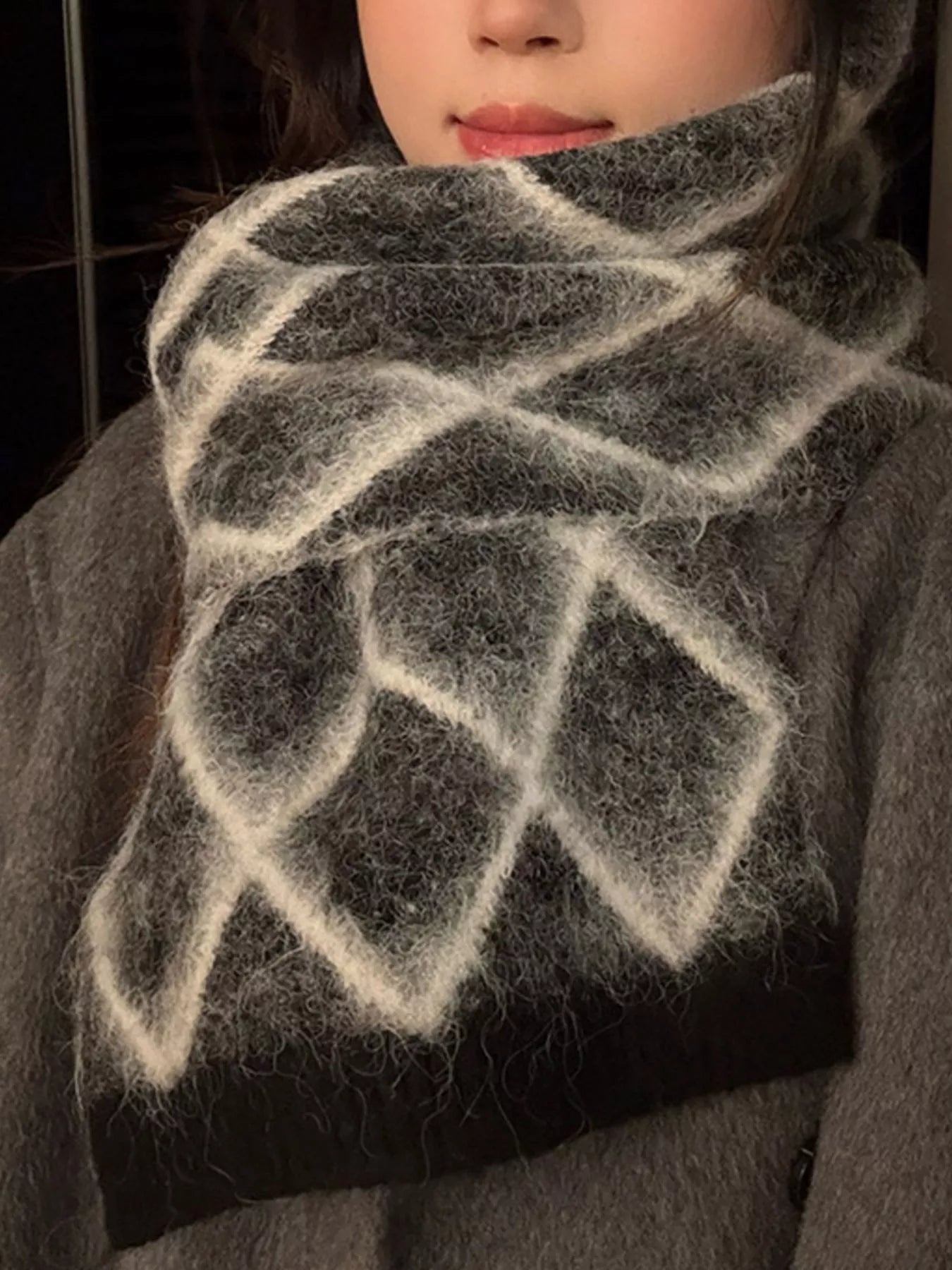 Diamond Pattern Fuzzy Knit Scarf -