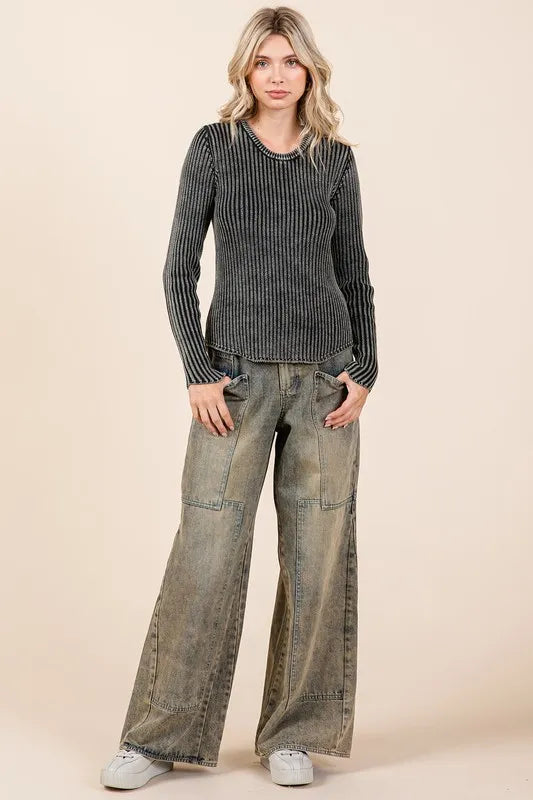 Washed Wide Leg Jeans -