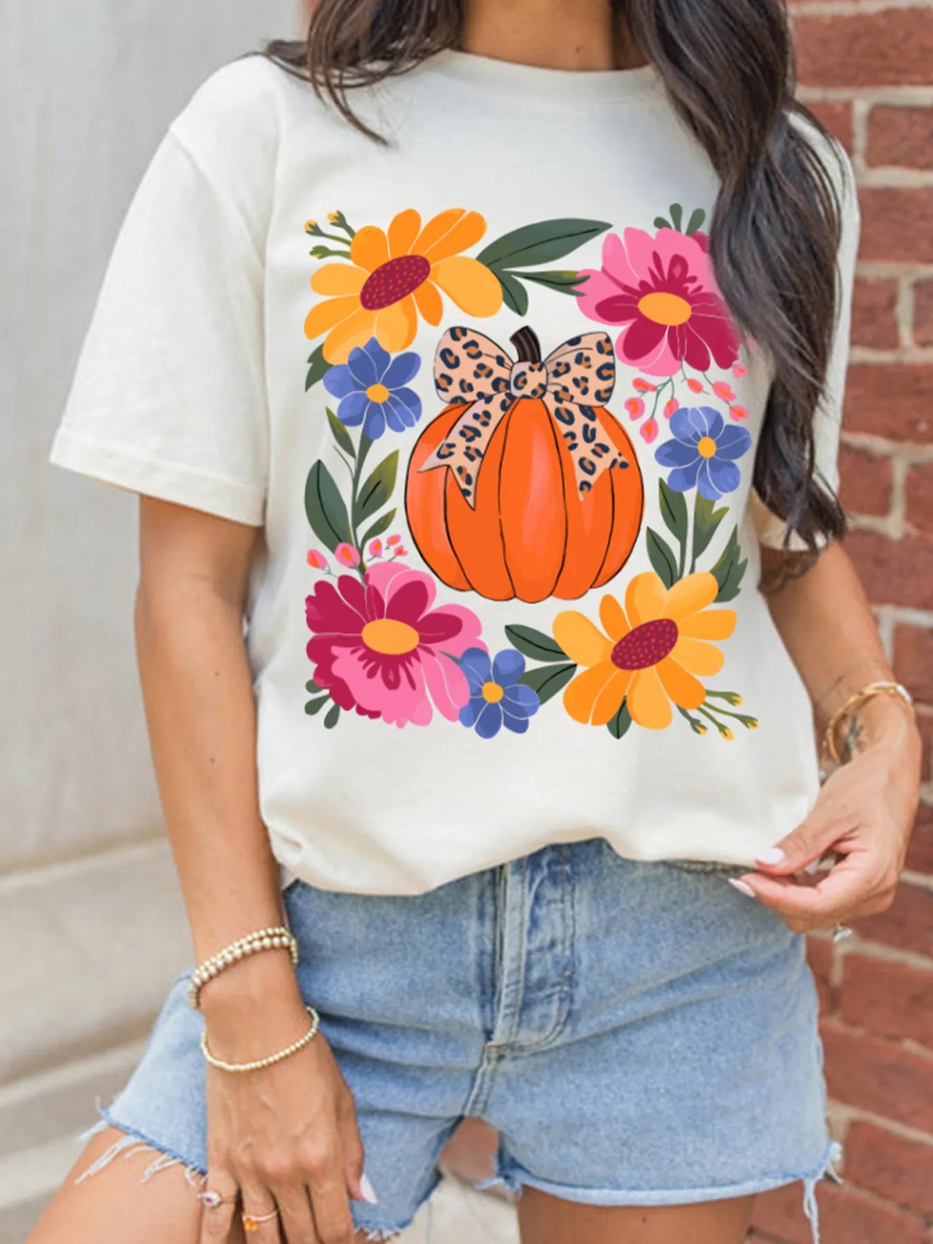 Pumpkin Floral Graphic Round Neck T-Shirt - White
