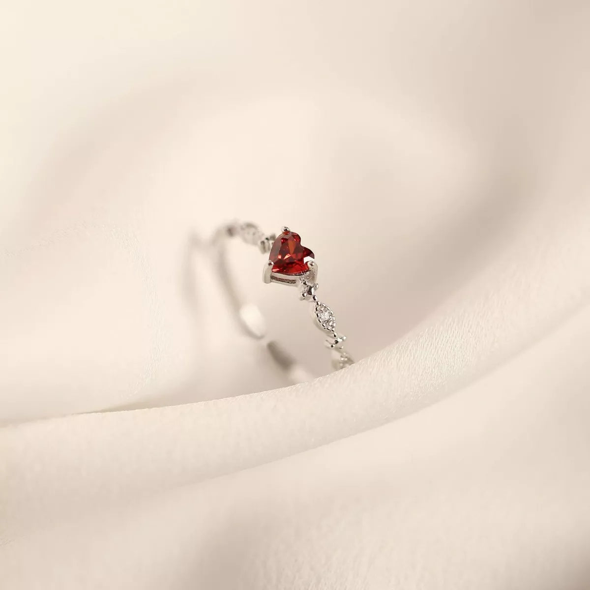 925 Sterling Silver Zircon Heart Open Ring -