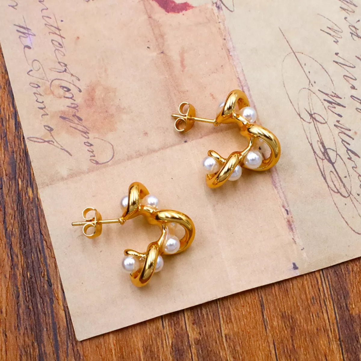 Gold-Plated Pearl Earrings -
