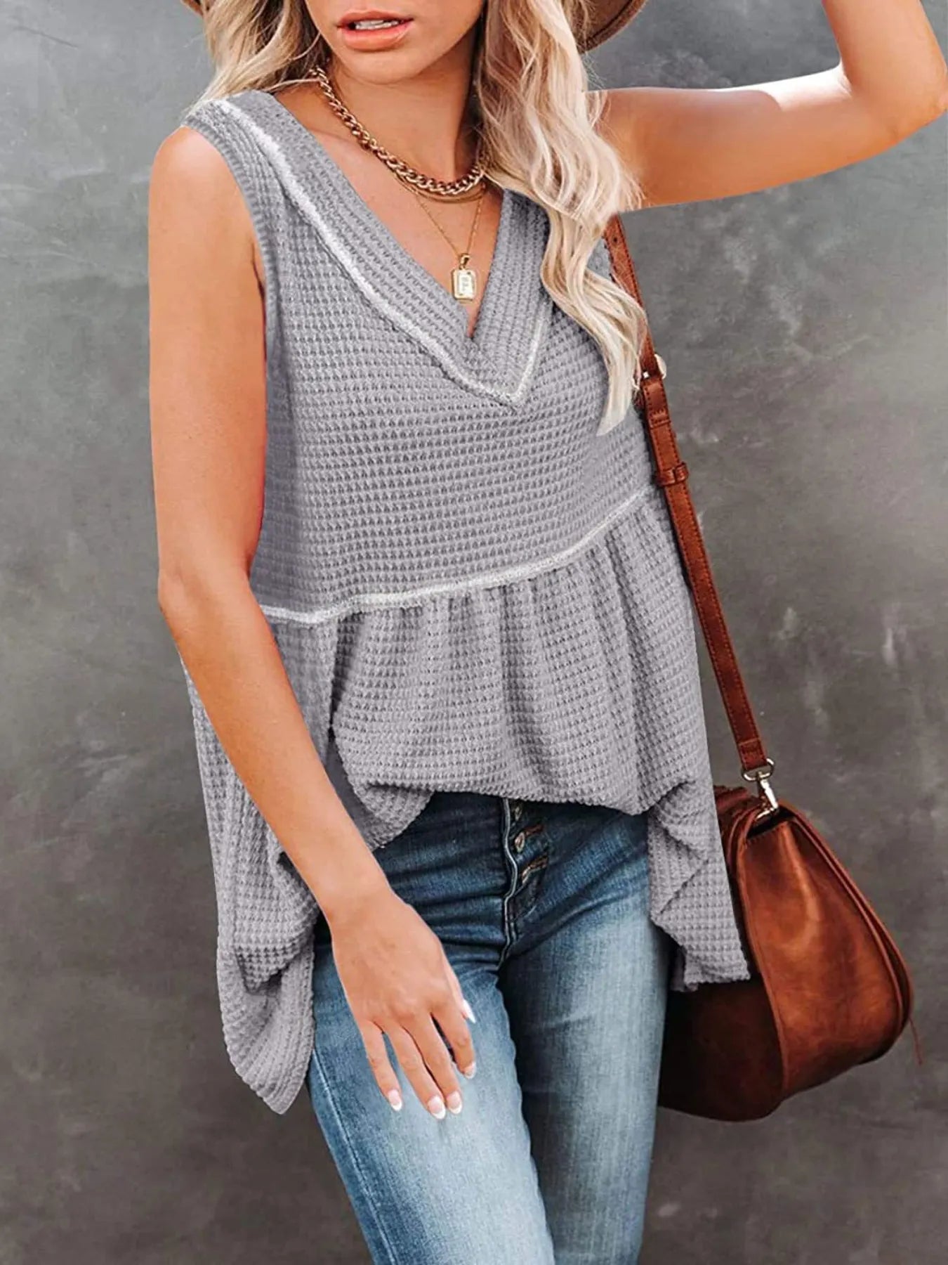 V-Neck Contrast Trim Waffle Knit Tank Top - Gray