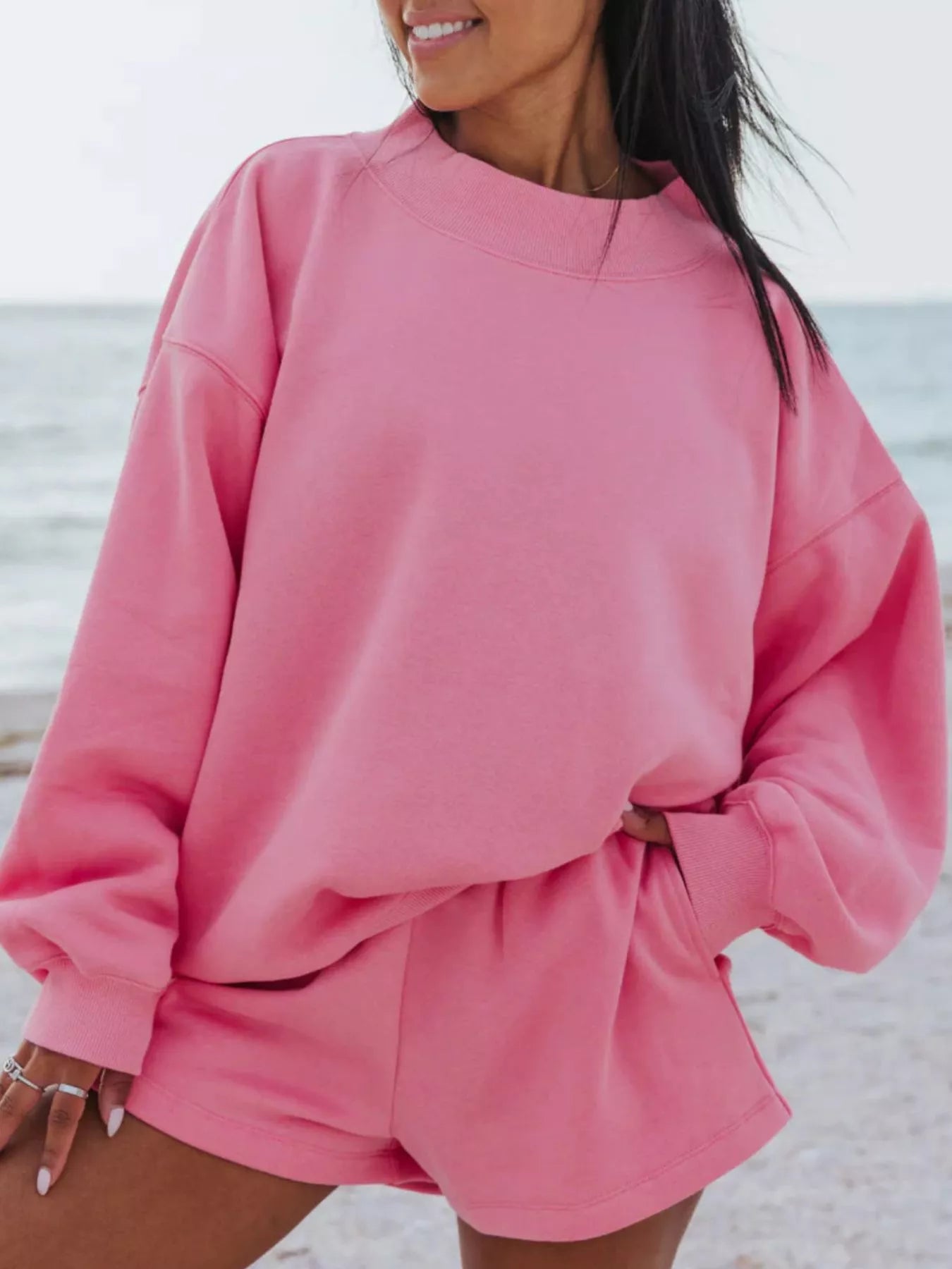 Relaxed Fit Round Neck Sweatshirt and Shorts Set - Pink