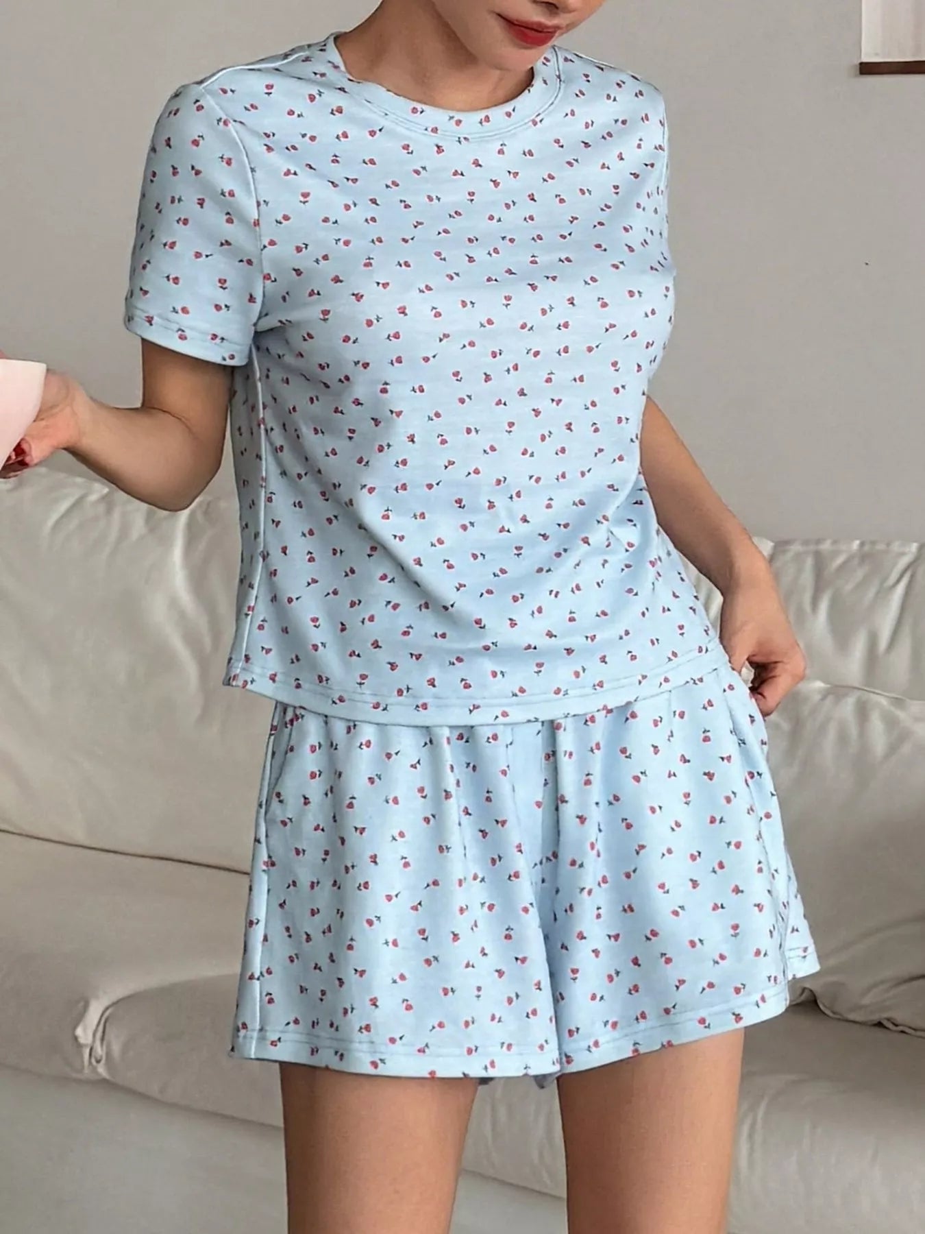 Floral Round Neck Top and Shorts Lounge Set - Sky Blue
