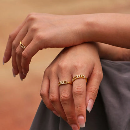 Moving Crystal Bar Necklace and Ring Jewelry Set -