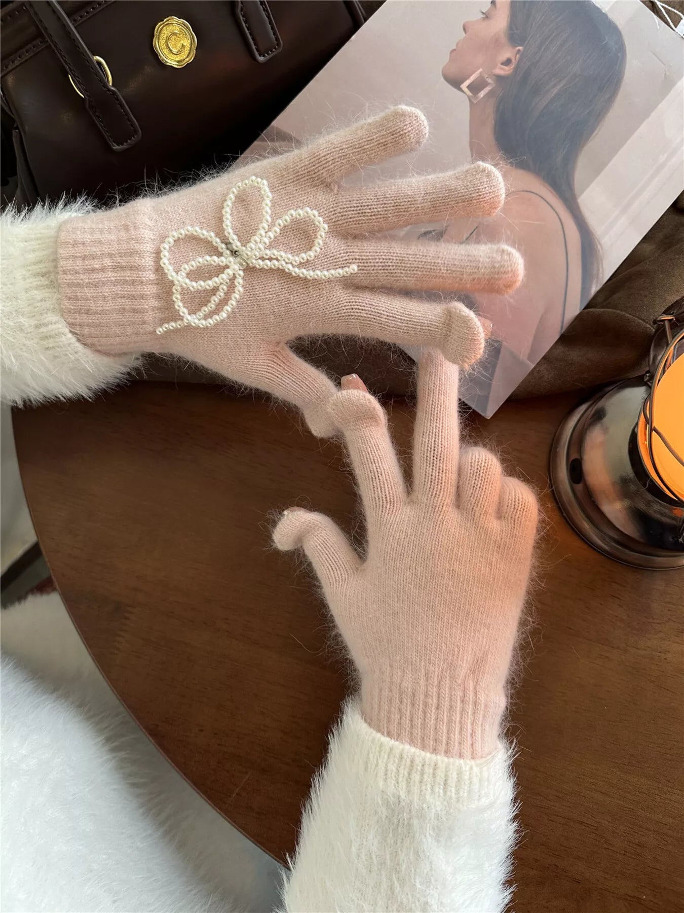 Pearl Embellished Knit Gloves -