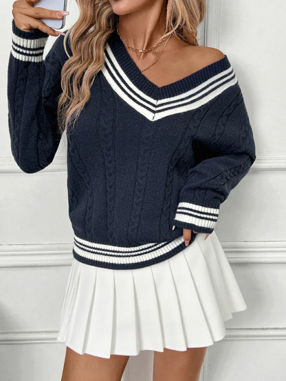 Contrast Striped V-Neck Sweater - Dark Blue