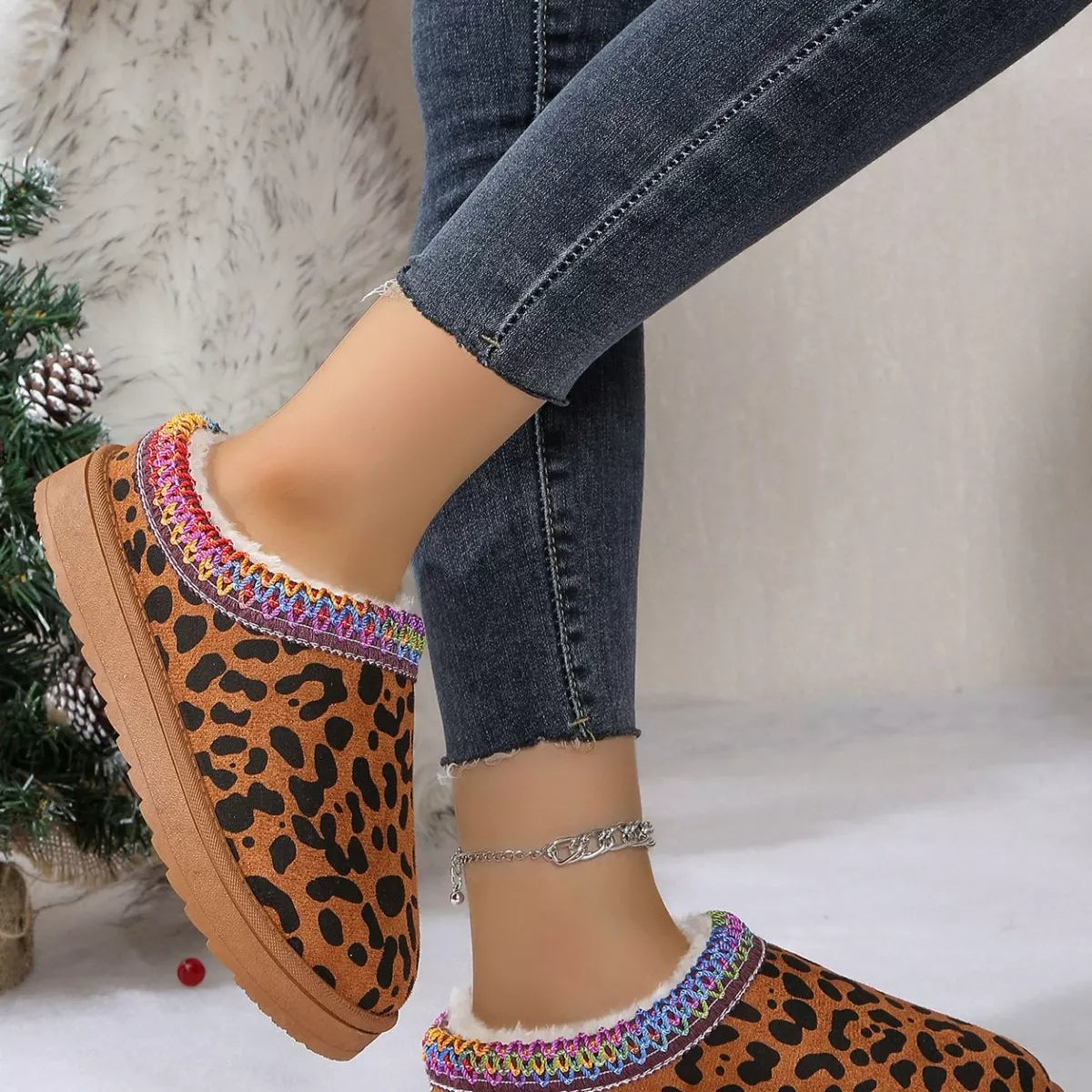 Leopard Print Plush Lined Warm Slip-Ons -