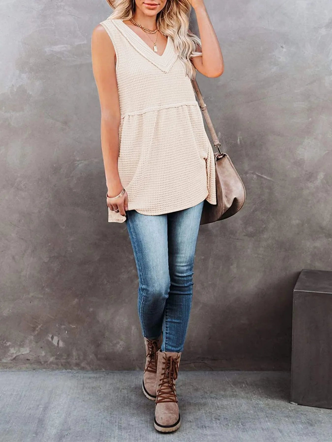 V-Neck Contrast Trim Waffle Knit Tank Top - Eggshell