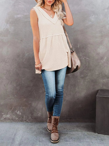 V-Neck Contrast Trim Waffle Knit Tank Top - Eggshell