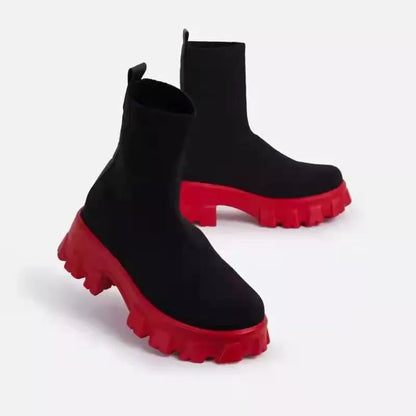 Round Toe Block Heels Boots - Blackish Red