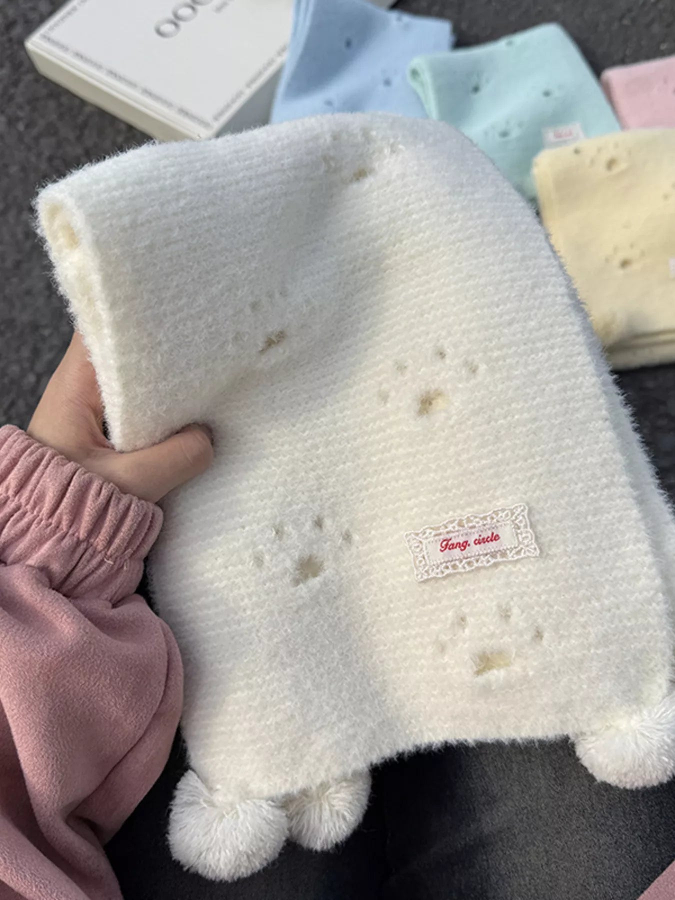Cat Paw Pom-Pom Knitted Scarf - Milky White One Size