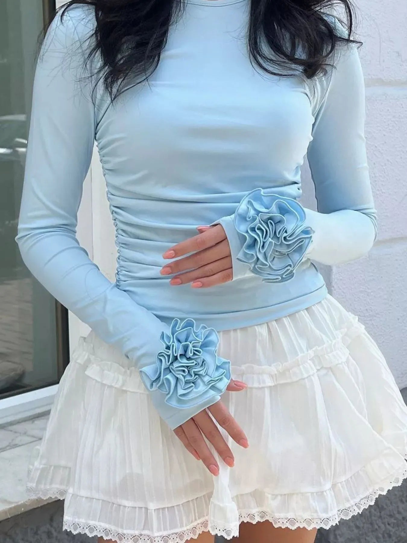 Flower Round Neck Long Sleeve T-Shirt - Light Blue