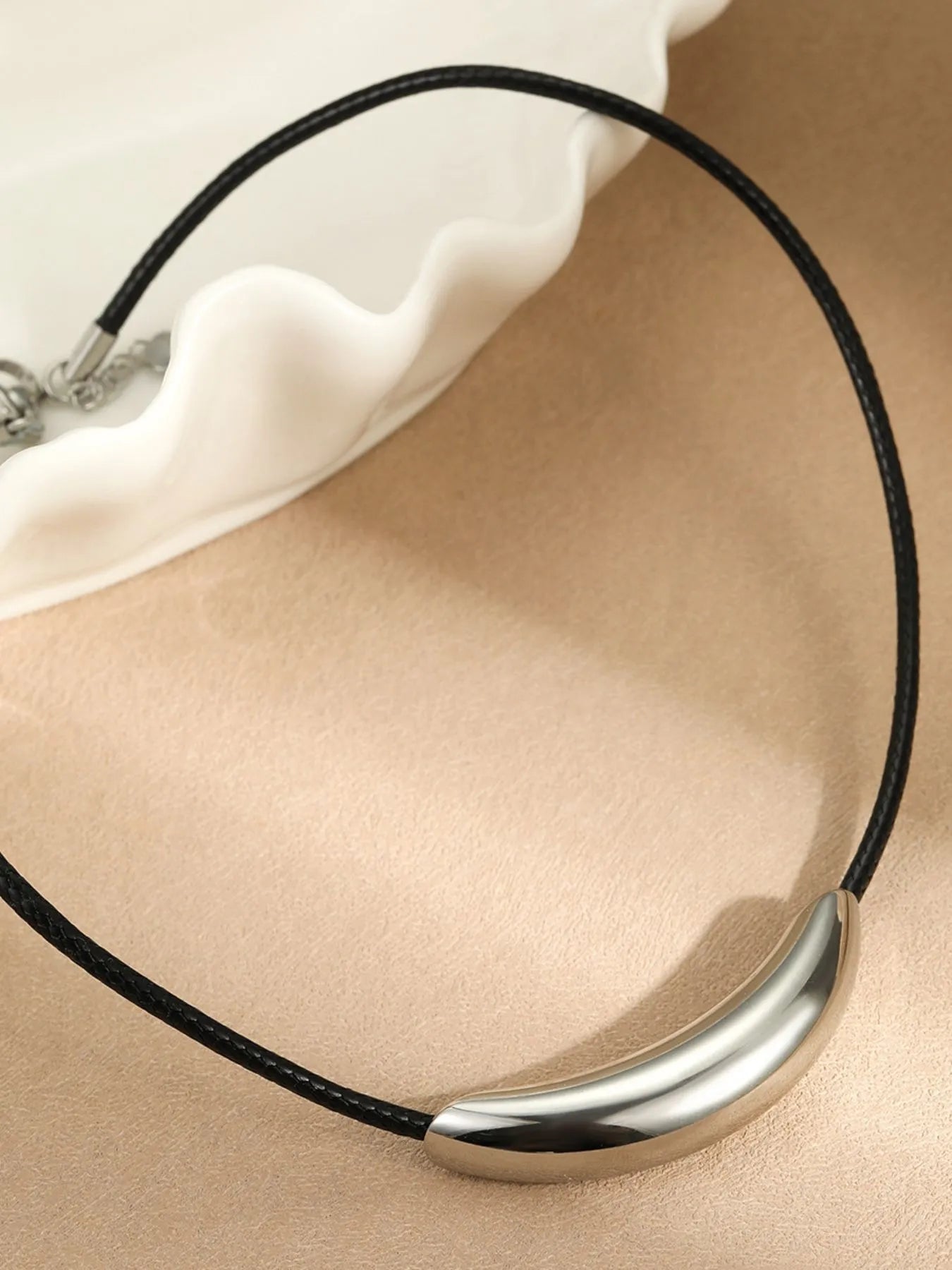 Curved Bar Necklace - Silver One Size