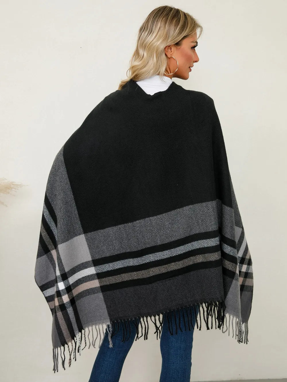 Fringe Contrast Plaid Poncho - Black One Size