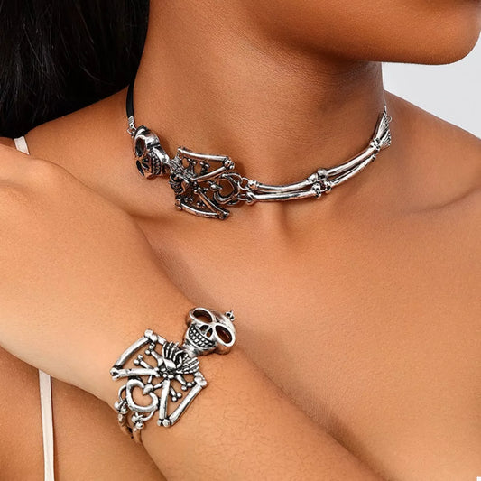 Skull Necklace and Bracelet Jewelry Set - Silver One Size