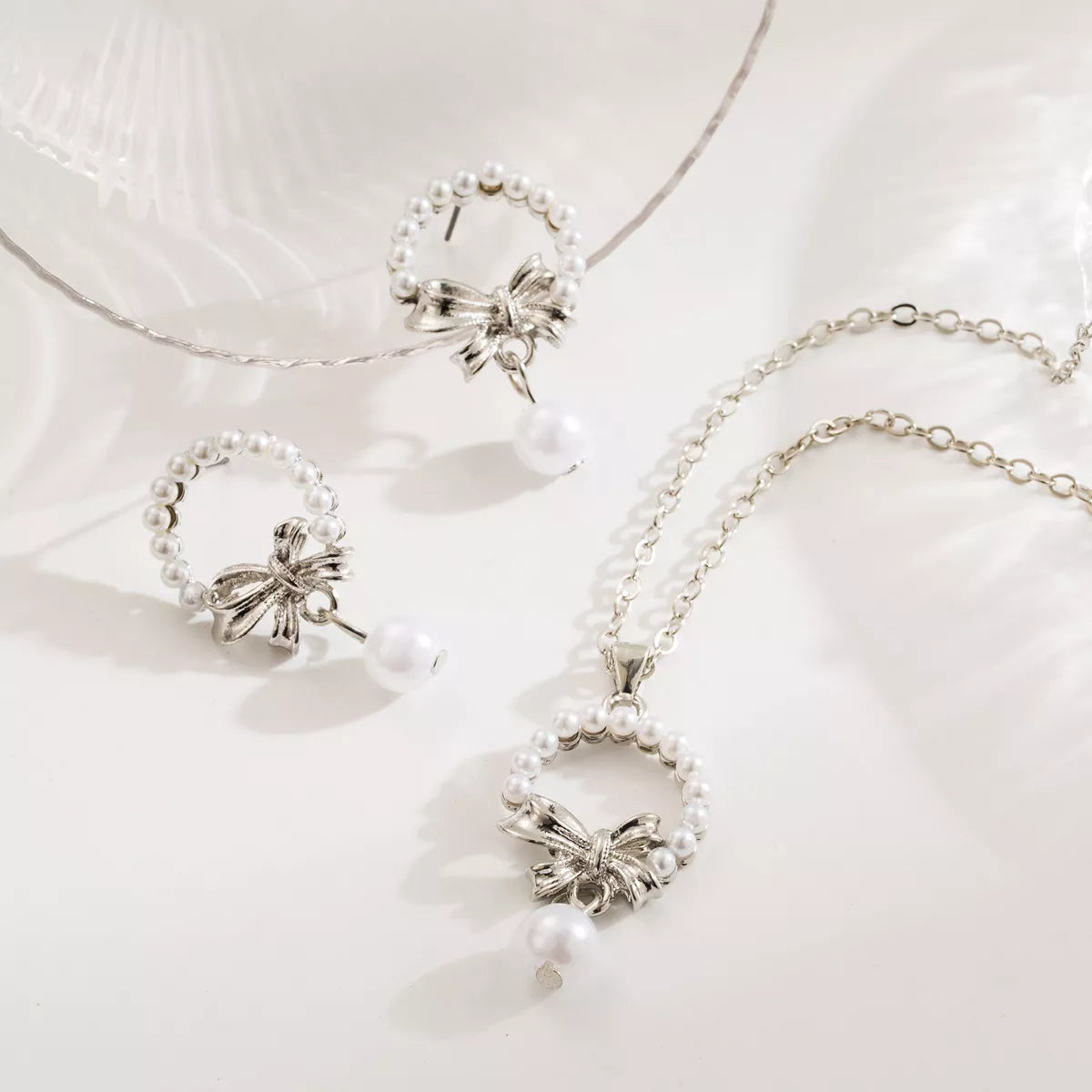 Bowknot Pearl Earrings and Pendant Necklace Jewelry Set - Silver One Size