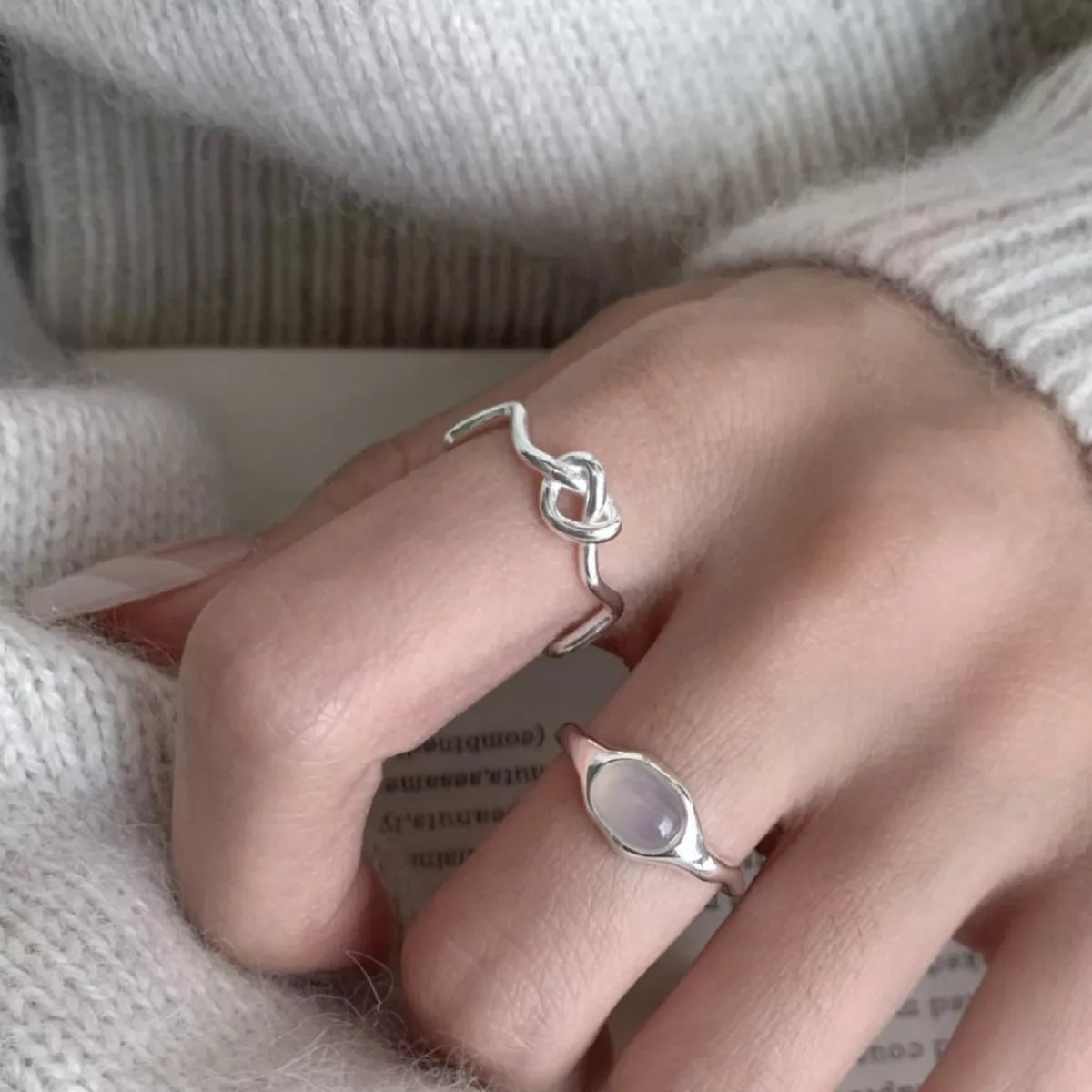 Lightweight Knot Open Ring -