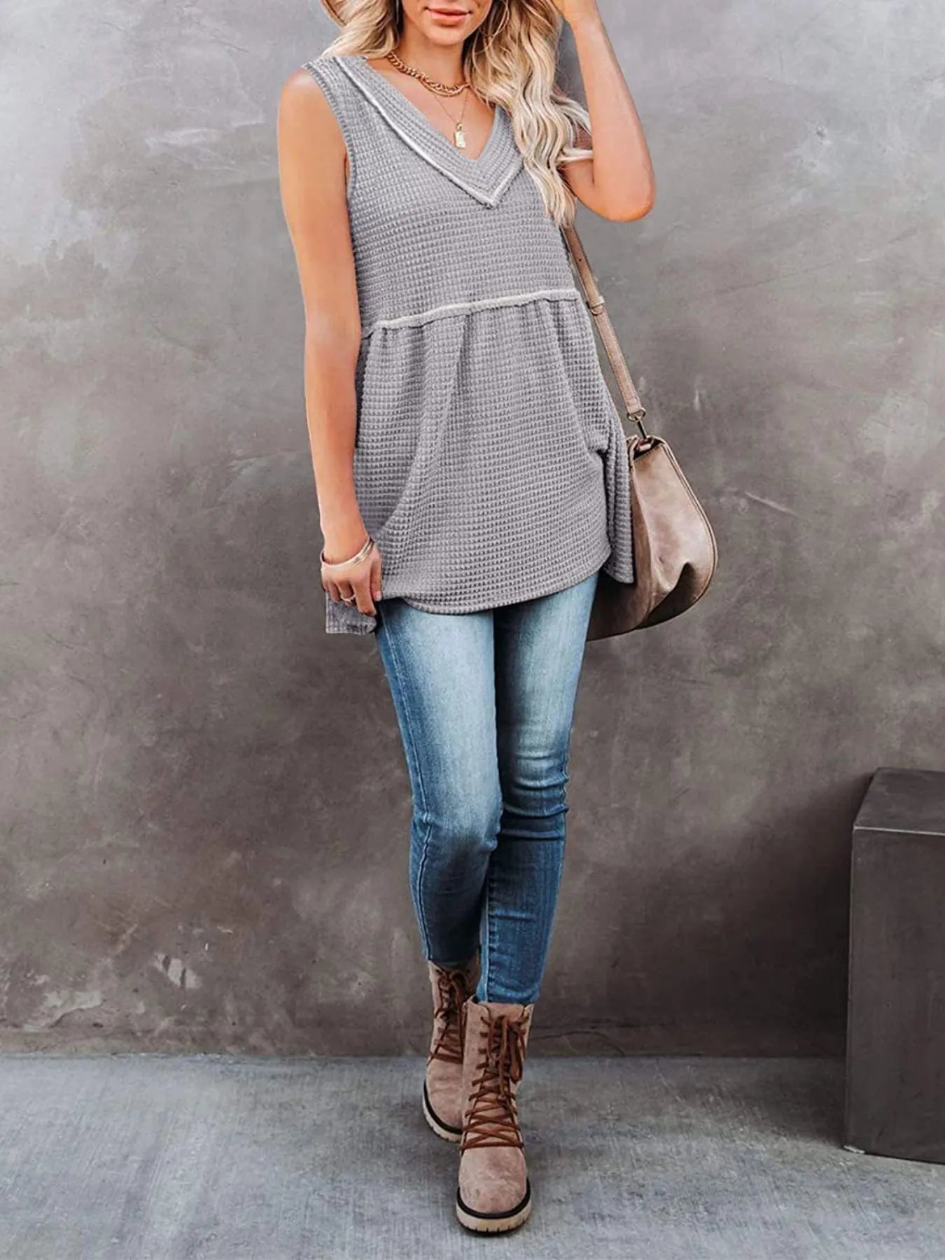 V-Neck Contrast Trim Waffle Knit Tank Top - Gray