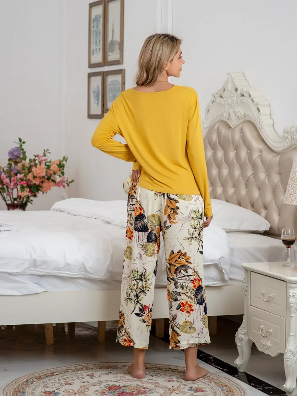 Round Neck Top and Printed Pants Lounge Set -
