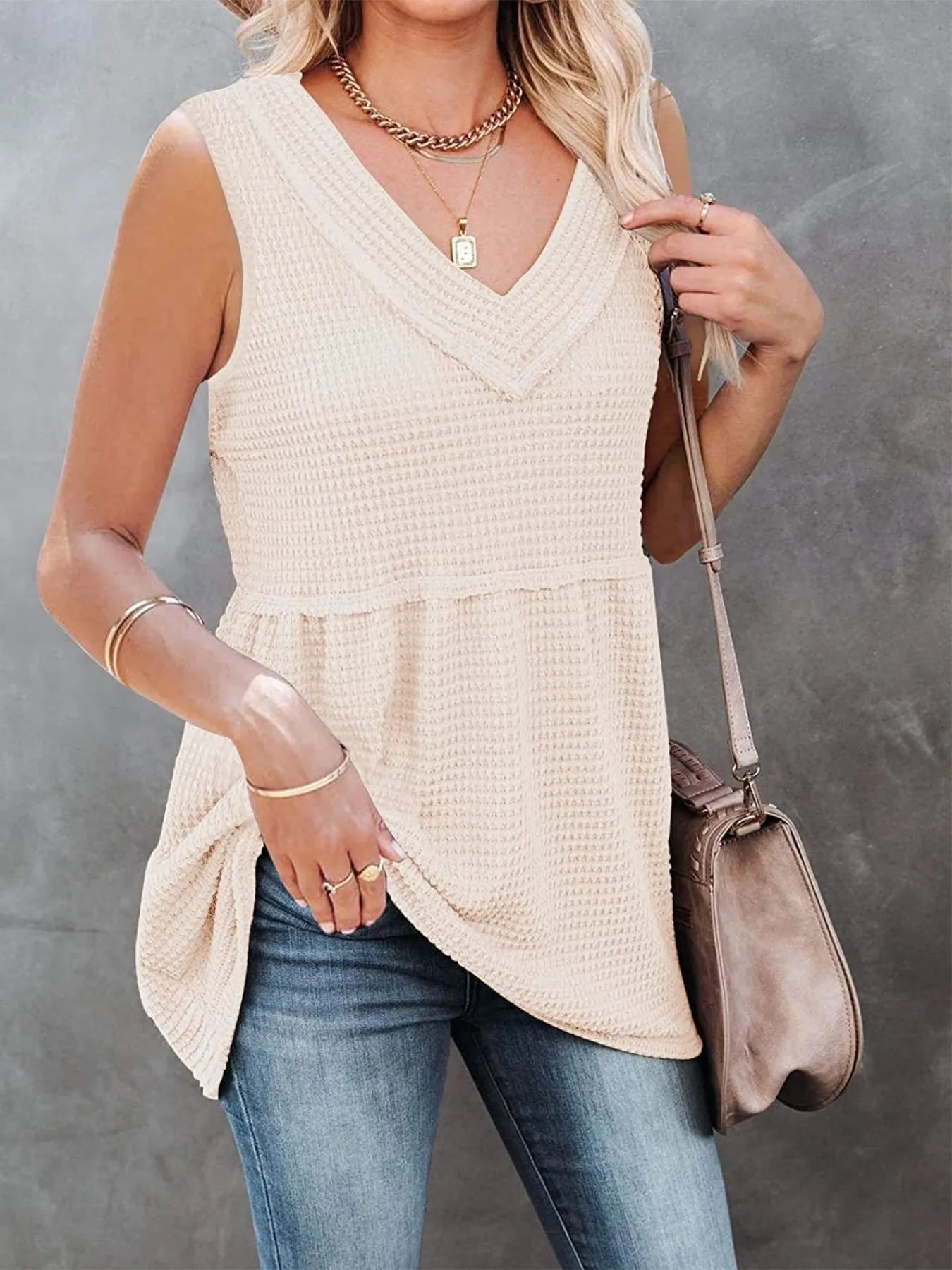 V-Neck Contrast Trim Waffle Knit Tank Top - Eggshell