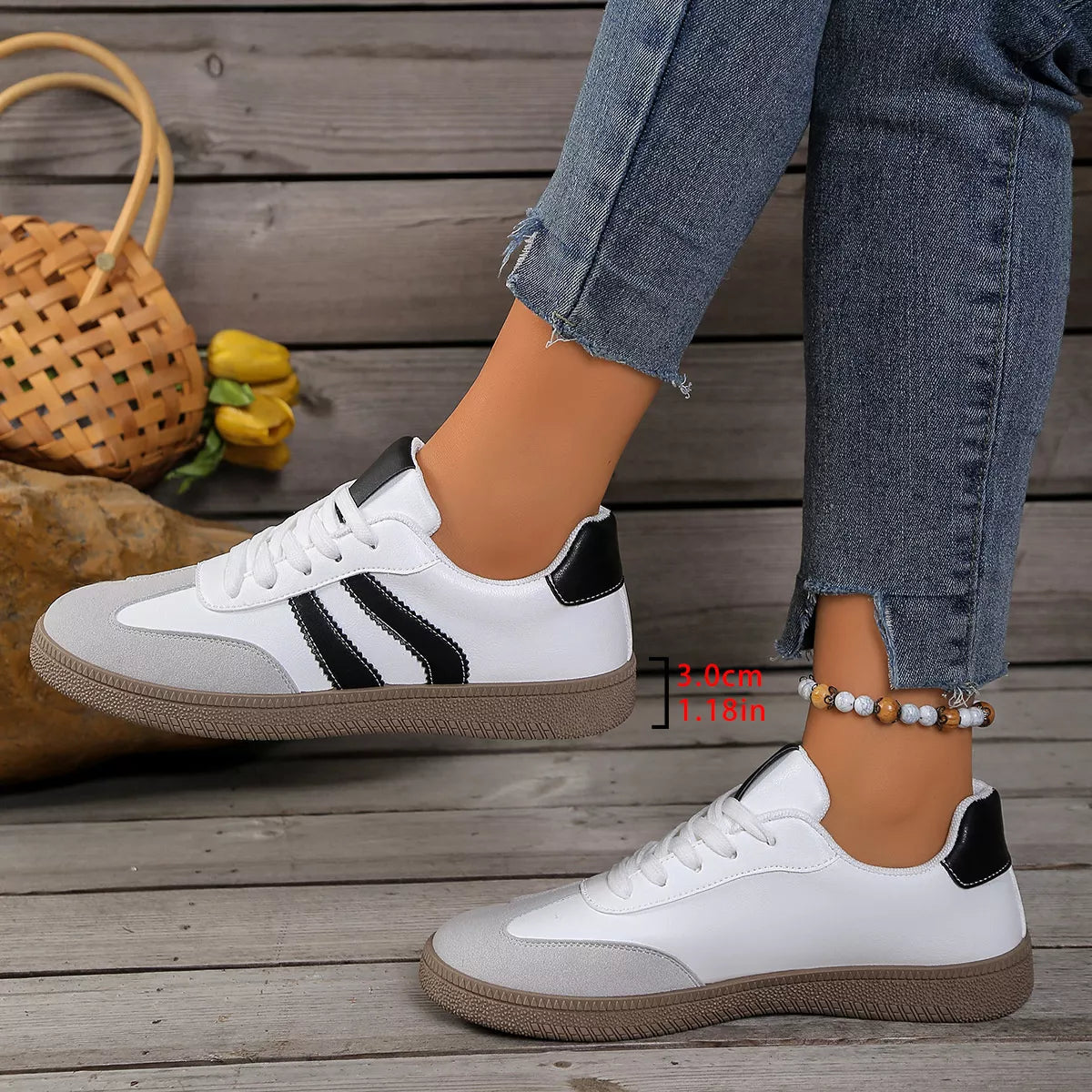 Lace Up Casual Sneakers -