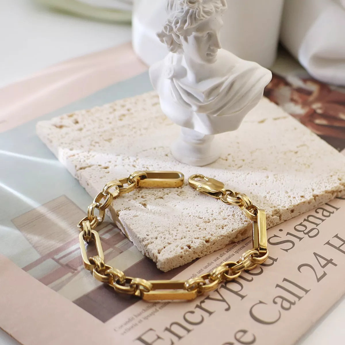 Chunky Gold Chain Link Bracelet -