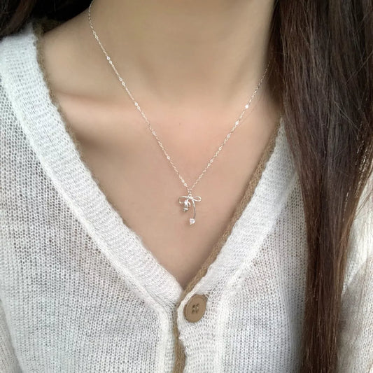 Bowknot Pendant Necklace - Silver One Size