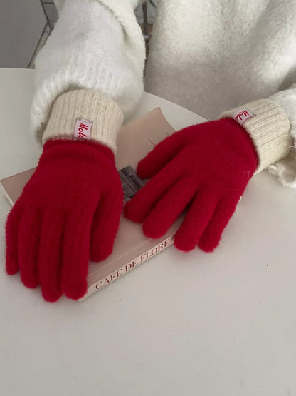 Cozy Knit Gloves with Ribbed Cuff -